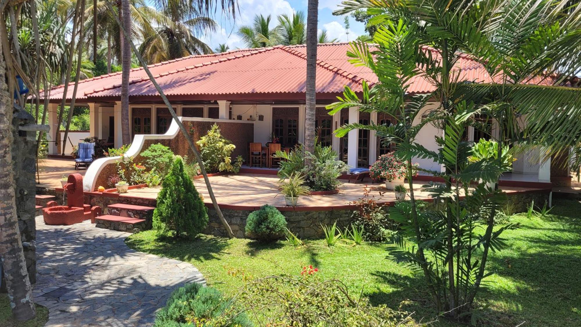 Villa Czech House à Tangalle Extérieur photo