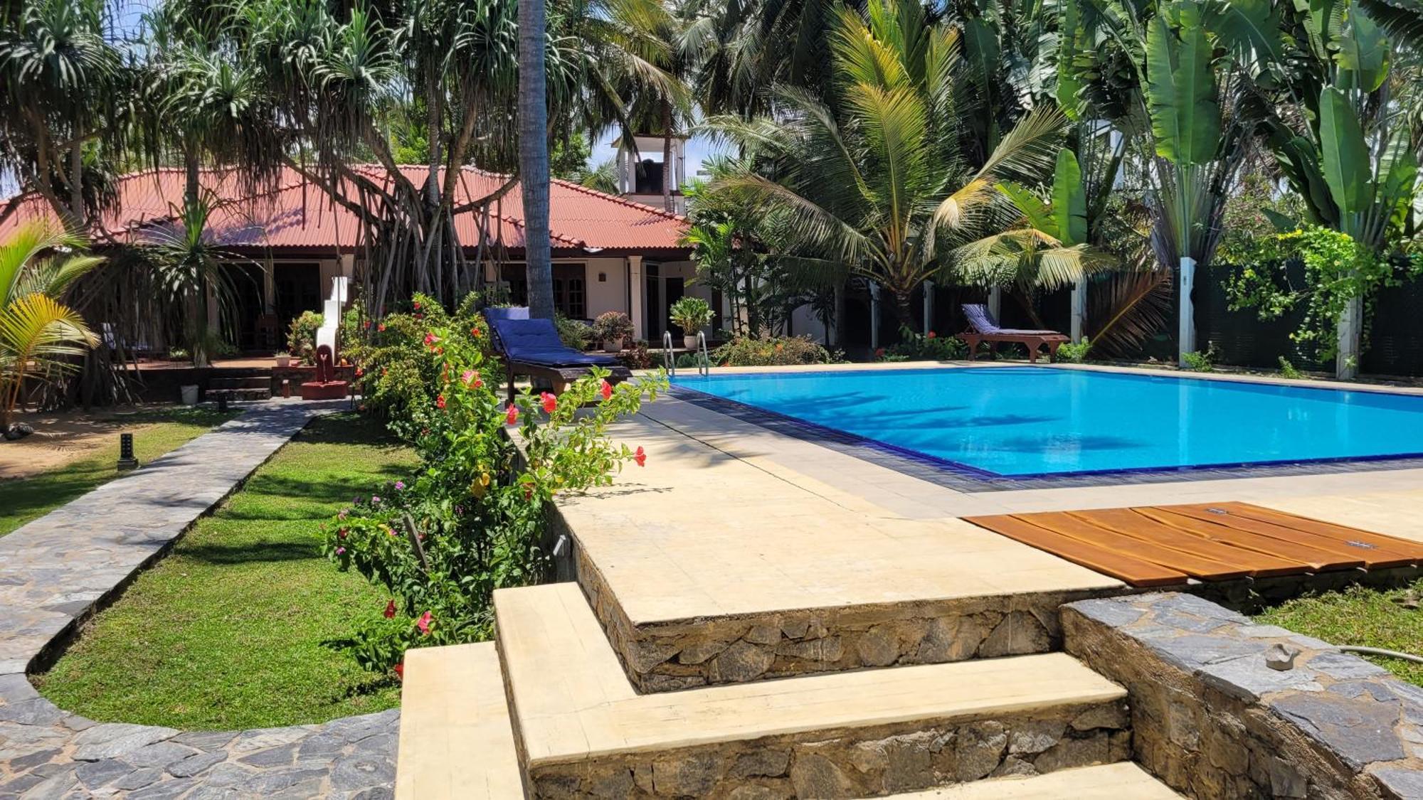 Villa Czech House à Tangalle Extérieur photo